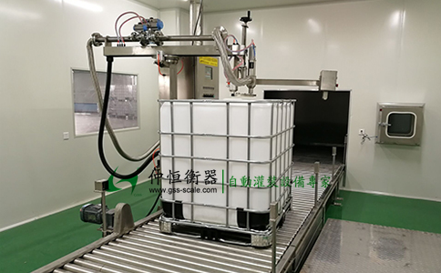 GAF-1500SA自動(dòng)液體灌裝機(jī)現(xiàn)場(chǎng)安裝完成